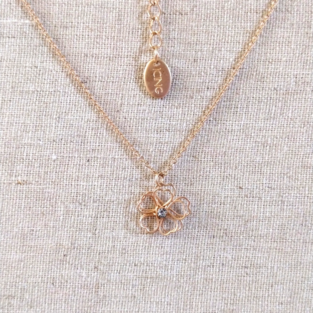 Icing necklace.